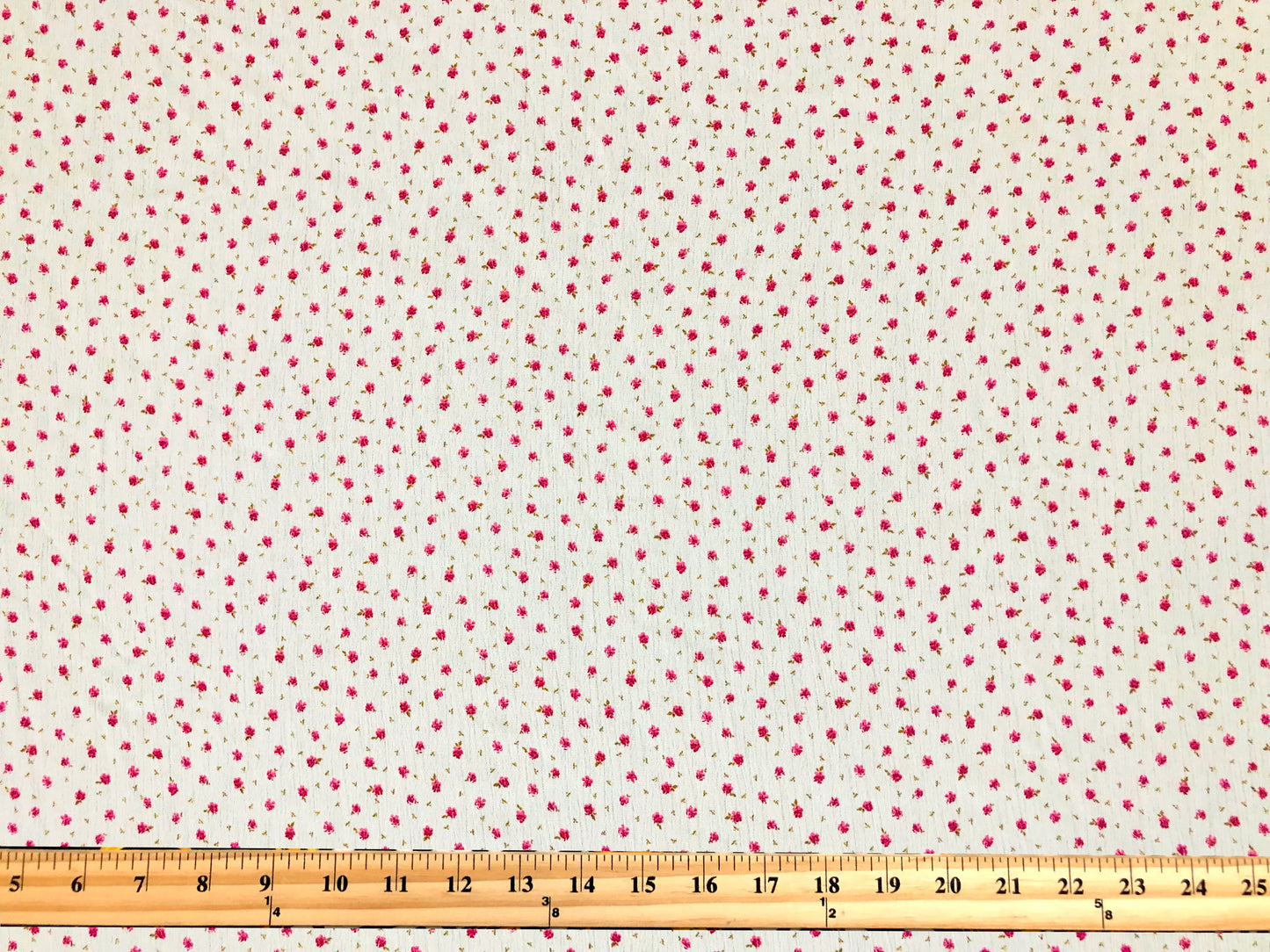 White Rayon Crinkle with Red Ditsy Florals & Olive Sprigs — 100% Rayon, 52″ Wide — Fabric by the Yard (RCKPR02)