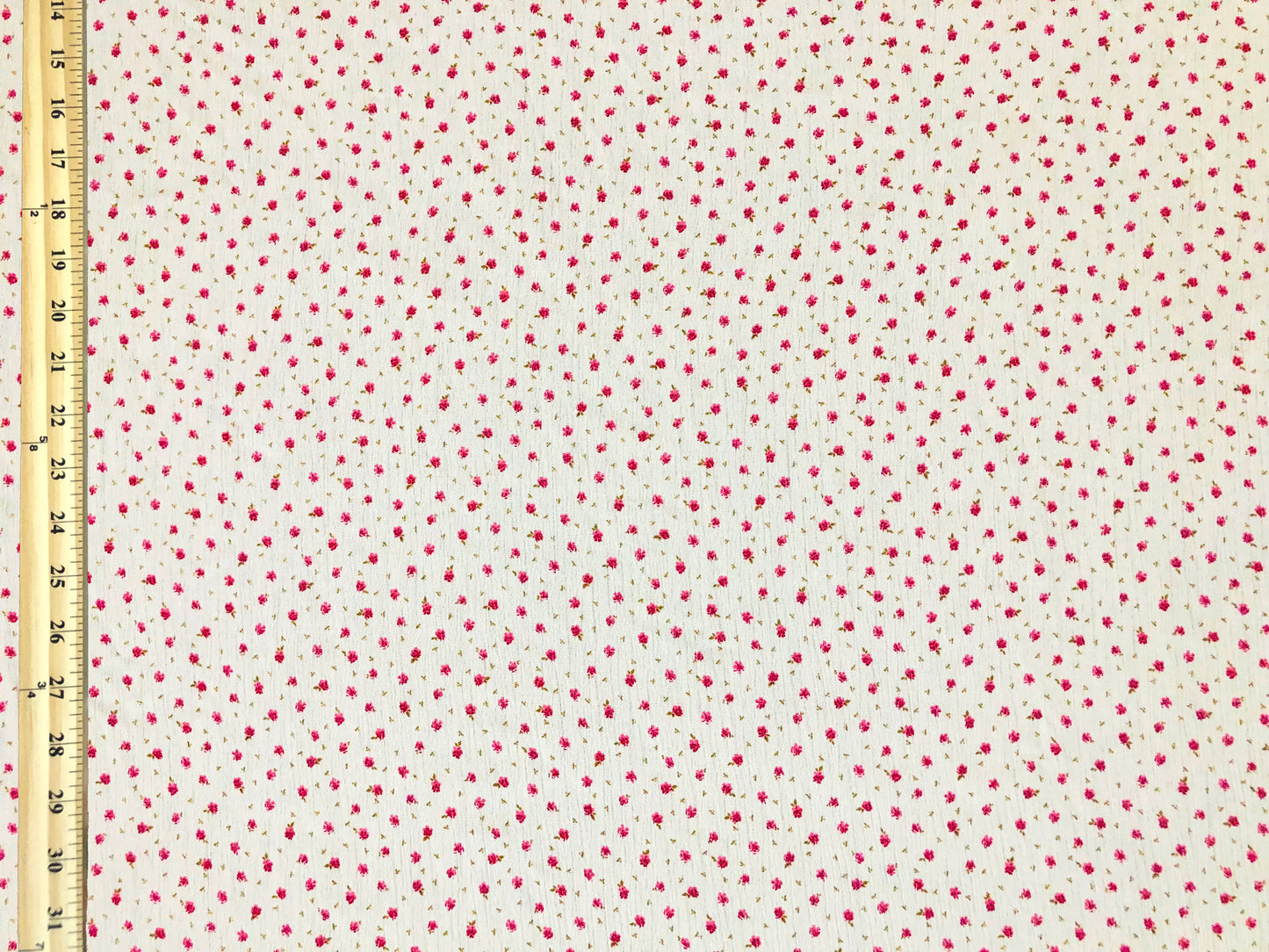 White Rayon Crinkle with Red Ditsy Florals & Olive Sprigs — 100% Rayon, 52″ Wide — Fabric by the Yard (RCKPR02)
