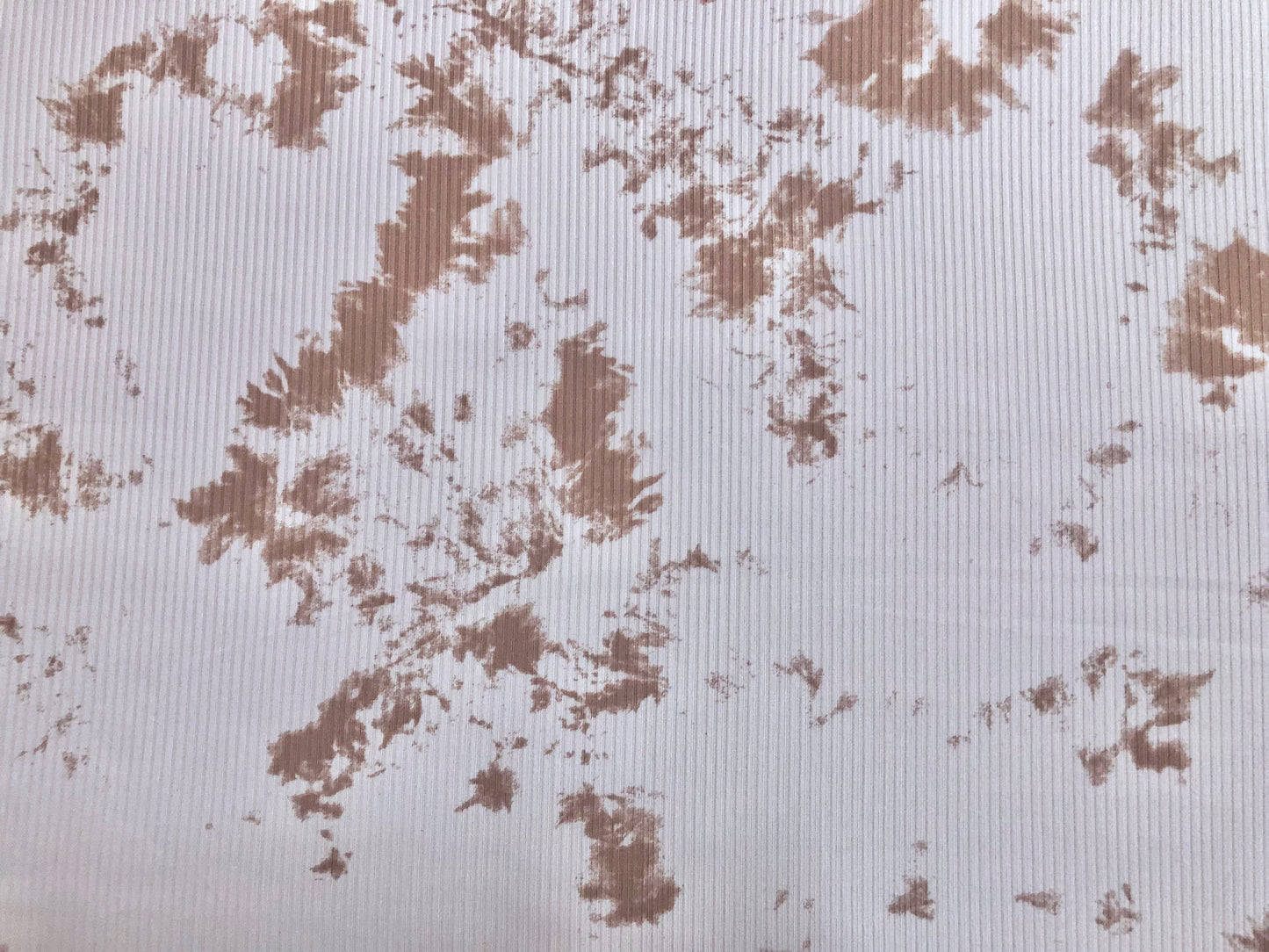 Soft Rib Knit Tie-Dye (Ivory/Taupe) – Poly/Rayon/Spandex, 4-Way Stretch, 60″ Wide, Sold by the Yard (PRRTD03)