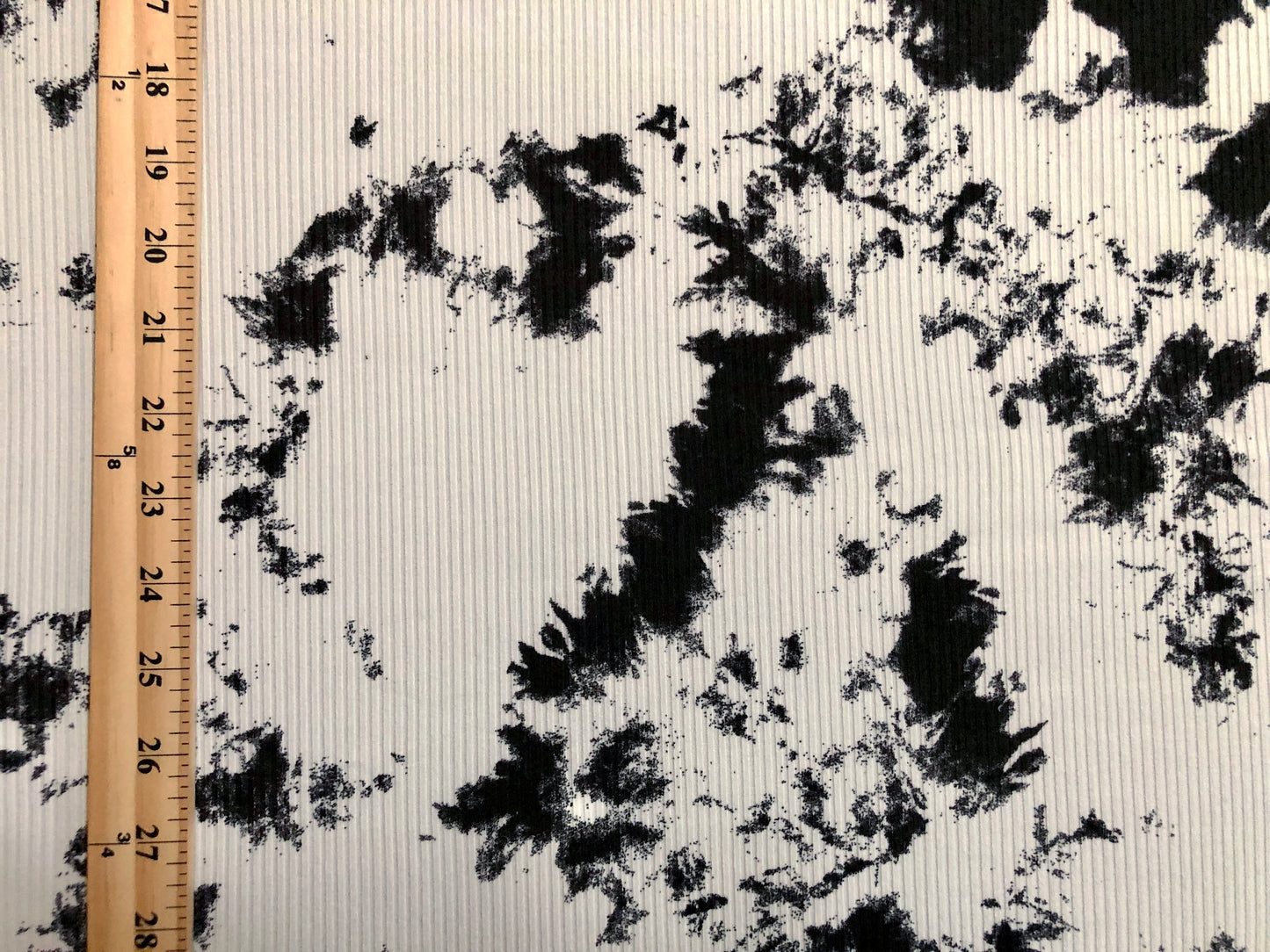 Luxury Rib Knit Tie-Dye Fabric – Black & Ivory – 4-Way Stretch – Poly/Rayon/Spandex – 60" Wide – Sold by the Yard (PRRTD05)