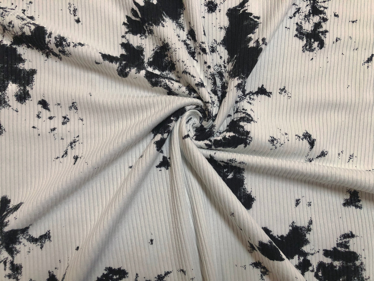 Luxury Rib Knit Tie-Dye Fabric – Black & Ivory – 4-Way Stretch – Poly/Rayon/Spandex – 60" Wide – Sold by the Yard (PRRTD05)