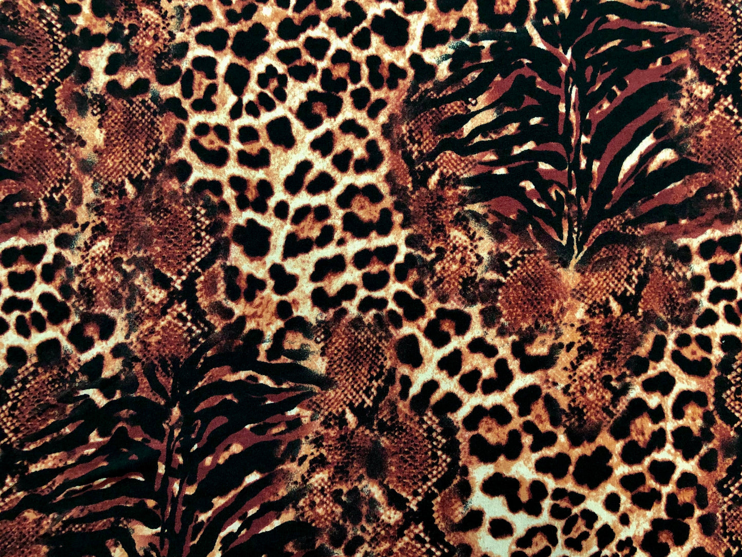 Premium Animal-Print Hacci Sweater Knit – Leopard + Snakeskin Mix, 56″ Wide, 95% Polyester 5% Spandex – Sold by the Yard (HSPR022)