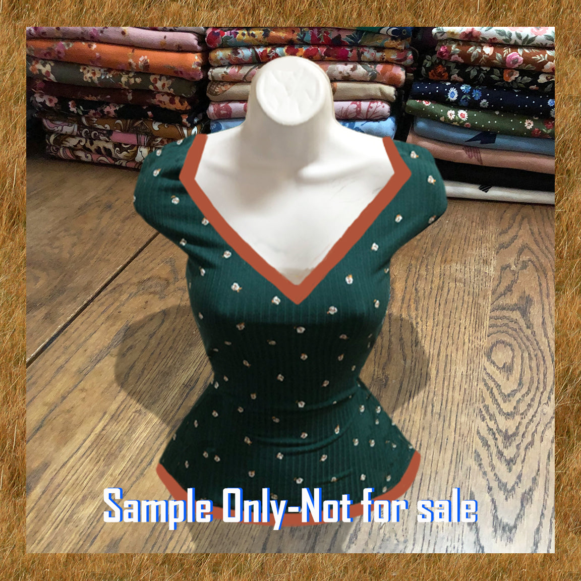 Soft Rib Knit – Forest Green Rosebud Floral, 4-Way Stretch, 60" Wide – Poly/Rayon/Spandex by the Yard (PRRPR090)