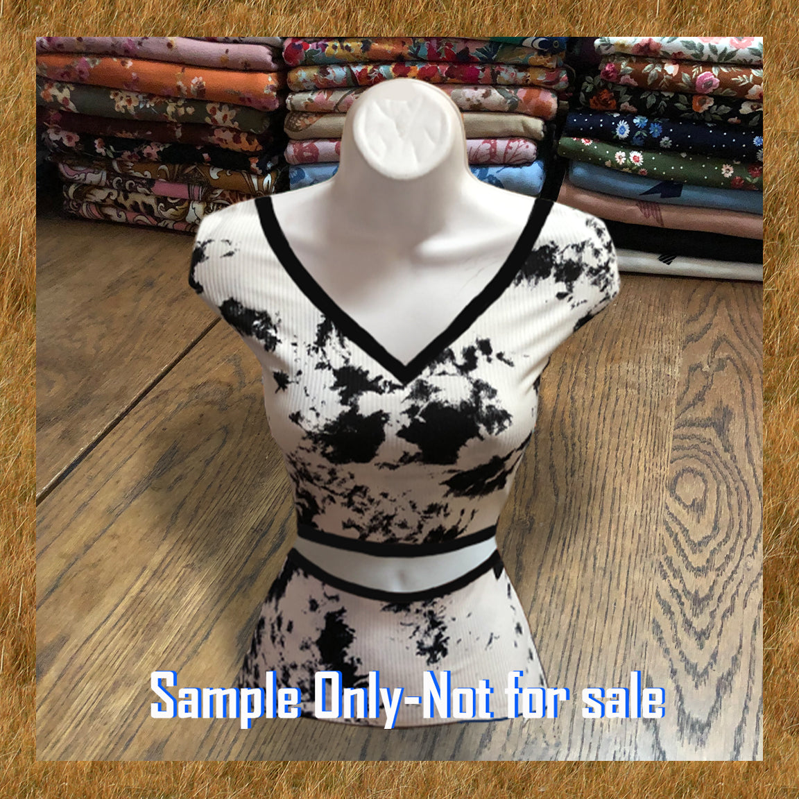 Luxury Rib Knit Tie-Dye Fabric – Black & Ivory – 4-Way Stretch – Poly/Rayon/Spandex – 60" Wide – Sold by the Yard (PRRTD05)