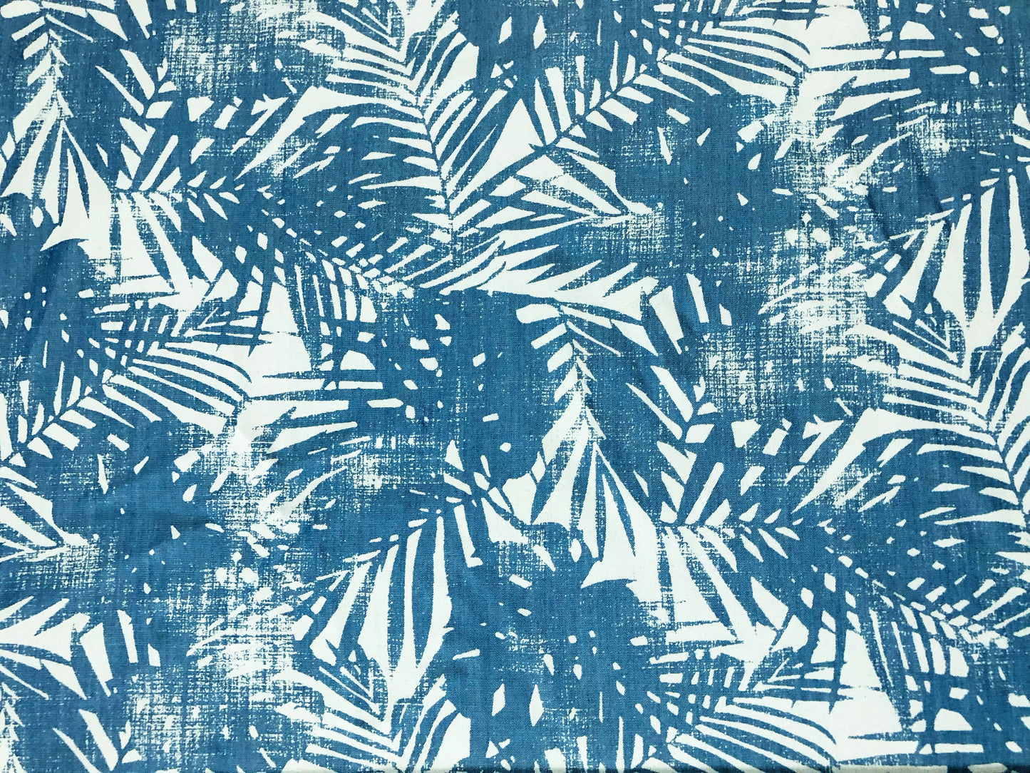 100% Cotton 6 oz Chambray – Coastal Blue Palms – Breathable Midweight, 58" Wide | Sold by the Yard (CHDPR01)