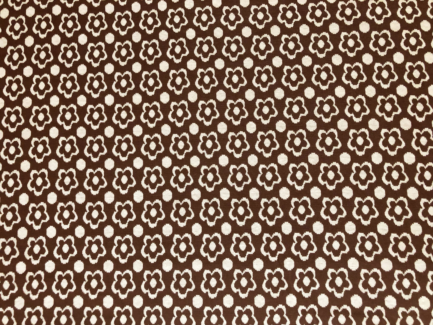 Jacquard Knit Fabric – Brown Daisy Dot – 2-Way Stretch, 240 GSM, 58" Wide – Sold by the Yard (JQKPR01)
